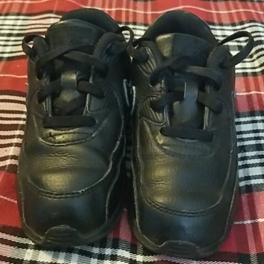 Nike air max 90 black leather size 9c